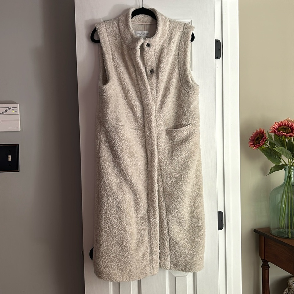 Eric long teddy bear vest